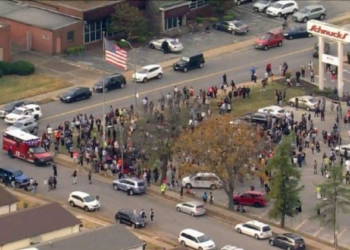 Tiroteio em escola dos EUA deixa três mortos, incluindo suspeito