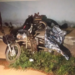 Motociclista de 55 anos morre ao bater em caixa de entulho