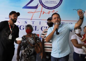 Instituto Miguel Chamon inicia entrega de quase 5 mil óculos em Parauapebas