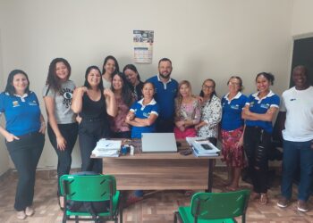 O Secretário de Administração de Curipa Rogério Serelli, completa outra primavera e é homenageado.