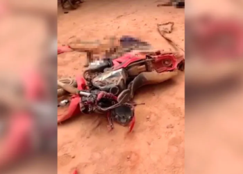 Acidente entre um ônibus e uma moto deixa dois mortos em vicinal, em Eldorado dos Carajás