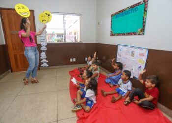 Conheça o programa que cuida da saúde mental dos estudantes de Canaã