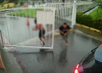 Três pessoas são mortas a tiros e outras duas ficam feridas durante ataque a condomínio em Belford Roxo