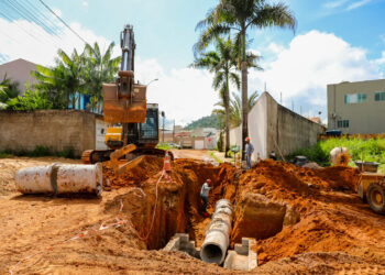 O prefeito Darci Lermen vem acompanhando de perto as oito frentes de serviço da recuperação asfáltica