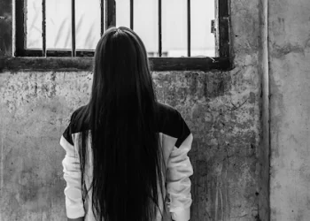 Mãe do Rio : Polícia Civil prende mulher por tráfico de drogas