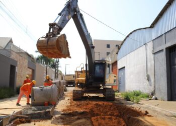 Parauapebas: Prefeitura executa obras de saneamento básico no bairro Beira Rio