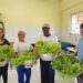 Estudantes da rede estadual participam da primeira colheita de horta escolar desenvolvida com recursos do Prodep