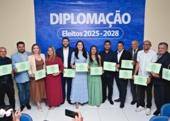 Mariana Chamon e vereadores são diplomados em Curionópolis
