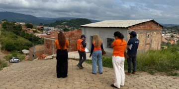 Defesa Civil atualiza cadastro de famílias que vivem em áreas de risco em Parauapebas